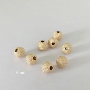 2個 6 mm 14K ゴールドフィルド スターダスト ラウンドビーズ、シームレスビーズ、米国製