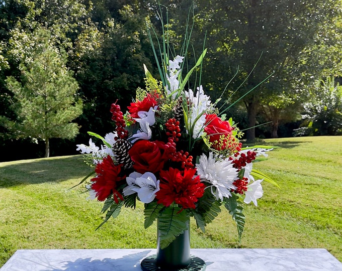 Beautiful Christmas Cemetery Vase, Vase Arrangement, Memorial Cemetery