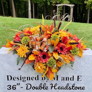 Fall Sunflowers - Bow Cemetery Saddle, Flowers for the Cemetery, Memorial Day Saddle, Sympathy Flowers, Cemetery Flowers, Gravesite Flowers