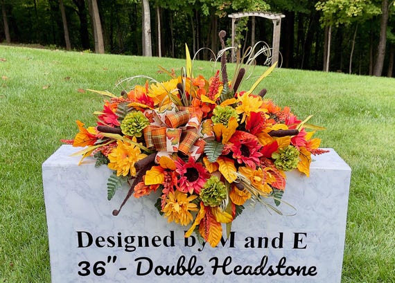 Fall Sunflowers - Bow Cemetery Saddle, Flowers for the Cemetery, Memorial Day Saddle, Sympathy Flowers, Cemetery Flowers, Gravesite Flowers