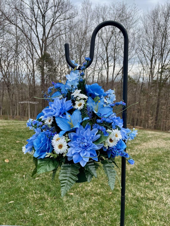 Beautiful White-Blue Large Hanging Basket for Shepherd Hook, Hanging Basket, Memorial Flower, Grave Decoration, Hanging Cemetery Arrangement