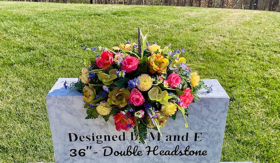 Multi-Colors Cemetery Saddle, Flowers for the Cemetery, Memorial Day Saddle, Sympathy Flowers, Cemetery Flowers, Gravesite Flowers