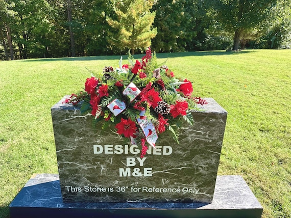 Male and Female Cardinal  Christmas Saddle, Cemetery Saddle, Redbird Grave Flowers, Holiday Cemetery Flowers, Winter Grave Decoration