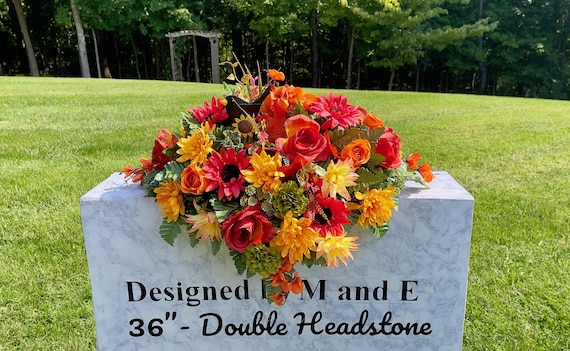 Blackbird in Fall Cemetery Saddle, Flowers for the Cemetery, Memorial Day Saddle, Sympathy Flowers, Cemetery Flowers, Gravesite Flowers