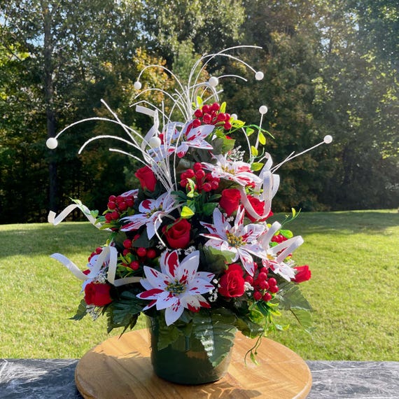 Hanging Basket Christmas Cemetery: Variegated Poinsettias Roses and Winter Berries Memorial Flowers