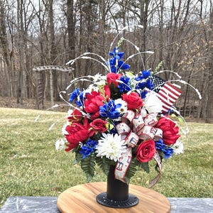 Patriotic Cemetery Vase, Vase Arrangement, Memorial Cemetery Vase, Memorial Flowers, Spring Cemetery Vase, Sympathy Flowers