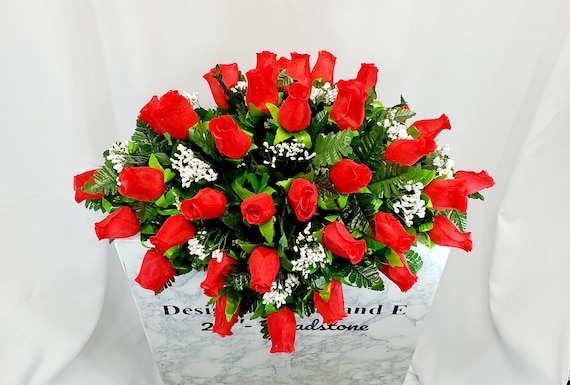 1 Red Rosebuds Cemetery Saddle, Cemetery Flower Arrangement, Flower for Cemetery, Memorial Saddle, Cemetery Flower, Gravesite Flower