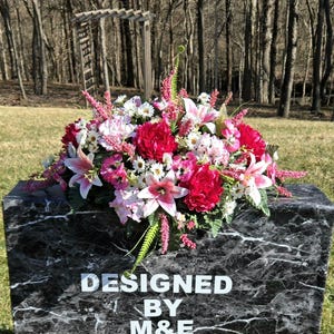 Hot Pink and Cream Cemetery Saddle, Flowers for the Cemetery, Memorial Day Saddle, Sympathy Flowers, Cemetery Flowers, Gravesite Flowers
