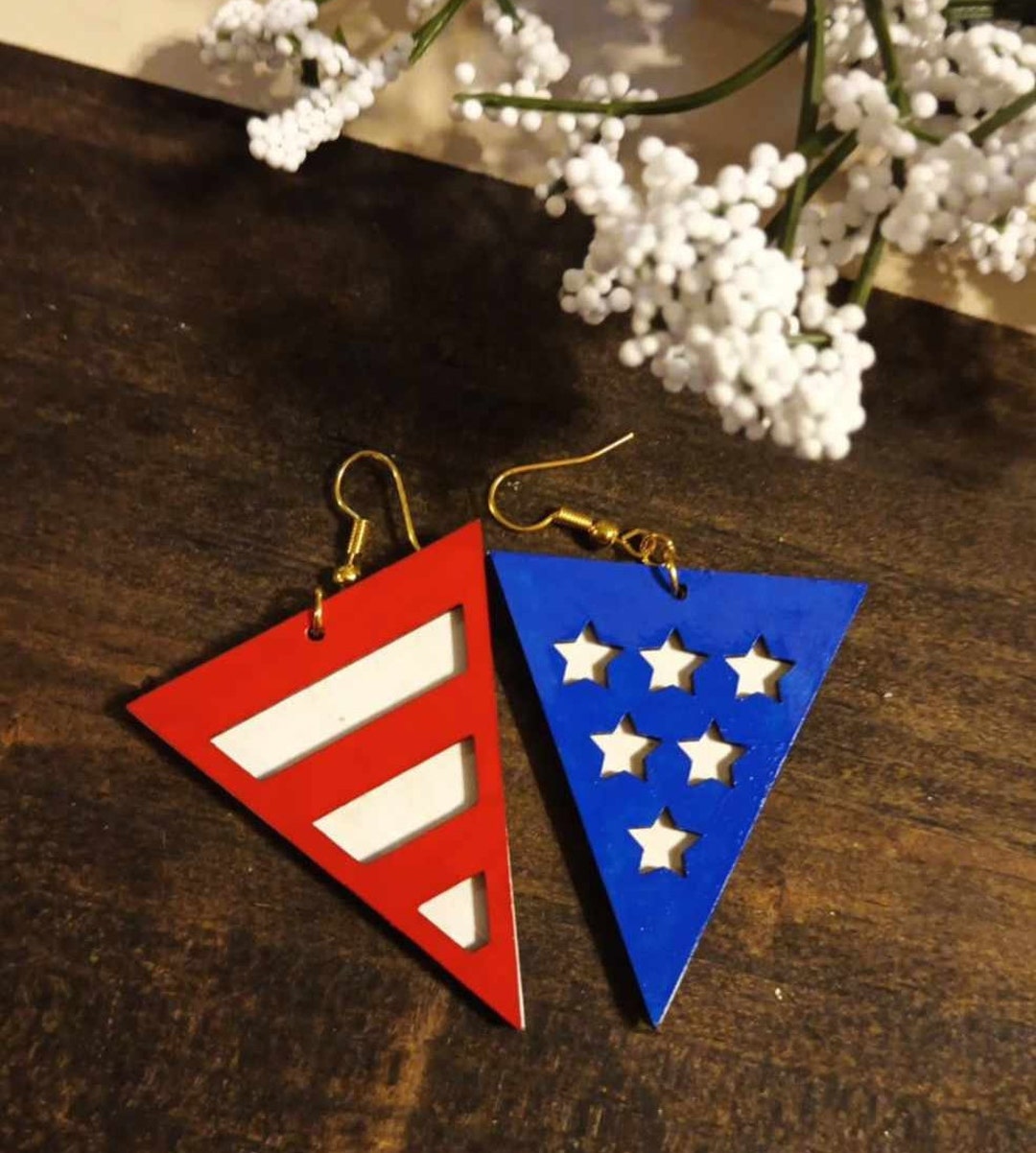 4th Of July Clip-On Earrings - Patriotic Red White Blue Dangle Earrings Non-Pierced