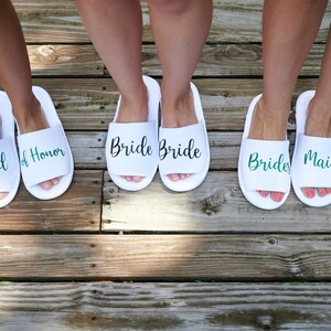Future Mrs Slippers Girl&#39;s Trip Slippers Custom Slippers Bride Bridesmaid Maid of Honor Proposal Sleepover Party Slippers Men Women Slippers