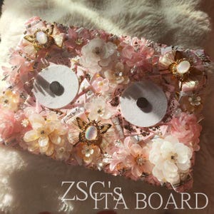 Aesthetic Ita Board Drops | Pastel Pink, White, Black Red Ita Board Flower Lace Theme Insert | For Anime / Cartoon Badge Bag | Artist: ZSC