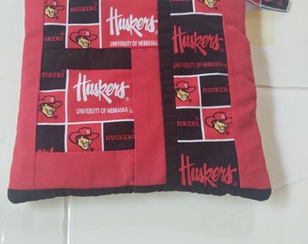 Huskers Pot Holder,Cotton Quilt, Handsewn Quilt, Handstitched Quilt, Gee's Bend Quilt, Tapestry Quilt, Artistic Quilt, Quilt, Tapestry 