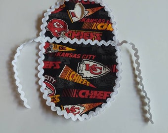 Chiefs Pot Holder, Handcrafted, Wall Hanger Cotton Quilt, Handsewn Quilt, Handstitched Quilt, Gee's Bend Quilt