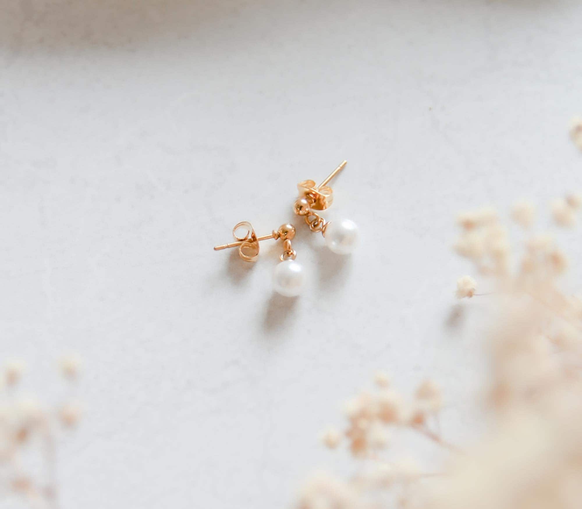 Tiny Stud Earrings, Screw Back Earrings, Small Studs, Sparly Cz Crystals,  Gold Stud Earrings, Cartilage Studs, 1.5mm, 2mm, 2.5mm, 3mm, 4mm 