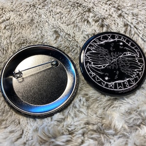 PIN/BUTTON 2.25”Huginn & Muninn runic circle ( Odin’s Ravens)