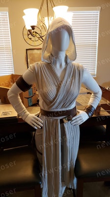 Women's Star Wars™ Rey Hooded Cape