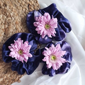Luna Silk Scrunchie