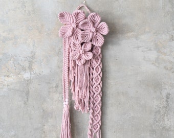 Pink Floral Macrame Wall Hanging: Boho Home Decor