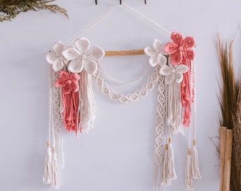 Pink Floral Macrame Tapestry: Boho Wall Hanging on Teak