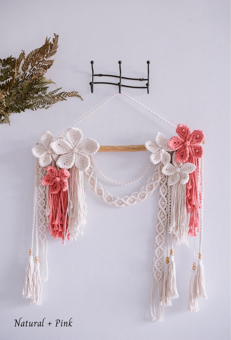Macrame Flower Wall Hanging Boho Wall Decor Macrame Wall Etsy