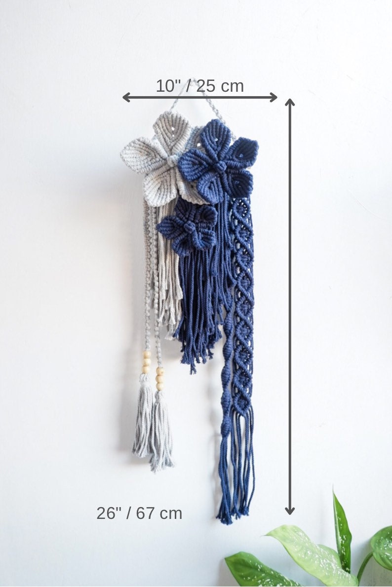 Navy Blue and Gray Floral Macrame Wall Hanging, Nature Tapestry Wall Art for Entryway, Bedroom, Housewarming Décor image 3