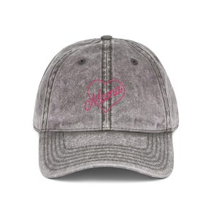 Embroidered Vintage Cap, Heart Pink Embroidery, Mom Gift Hat, Retro Style Headwear, Mother&#39;s Day Cap, Women&#39;s Fashion Accessory