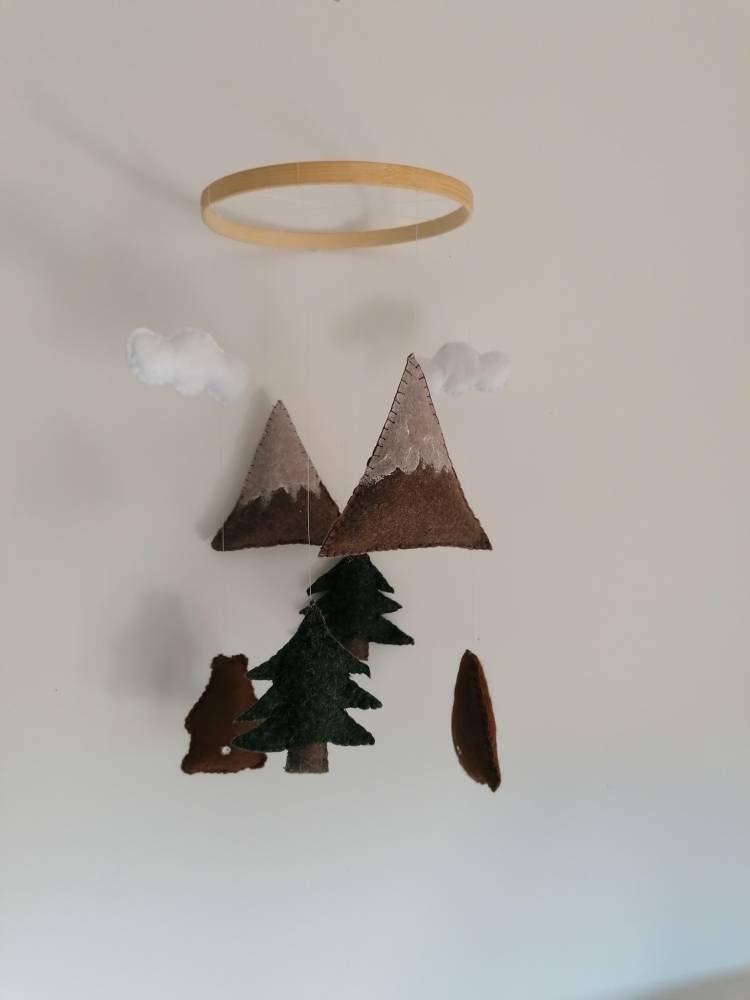 Mobile Bébé Modèle Montagne