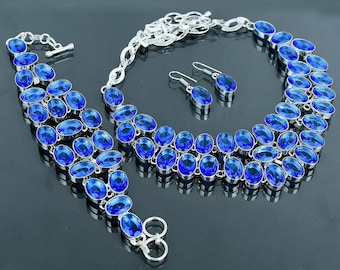 Parure de bijoux en quartz tanzanite à facettes : collier, bracelet et boucles d'oreilles en argent sterling