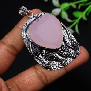 Handgemaakte hartvormige rozenkwartshanger: 925 sterlingzilveren sieraden
