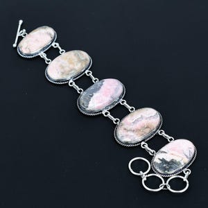 Handgefertigtes Rhodochrosit Armband: Ovaler Edelstein, 925 Sterling Silber