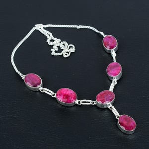 Handgjort ovalt kashmiriskt rubinhalsband: Justerbar kedja i 925 sterlingsilver