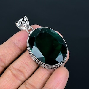 Handmade Chrome Diopside 925 Sterling Silver Pendant: Vintage Oval Gemstone