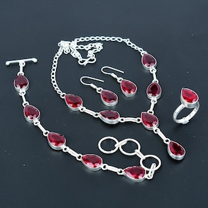 Faceted Pink Rubellite Jewelry Set: 925 Sterling Silver Pear Set