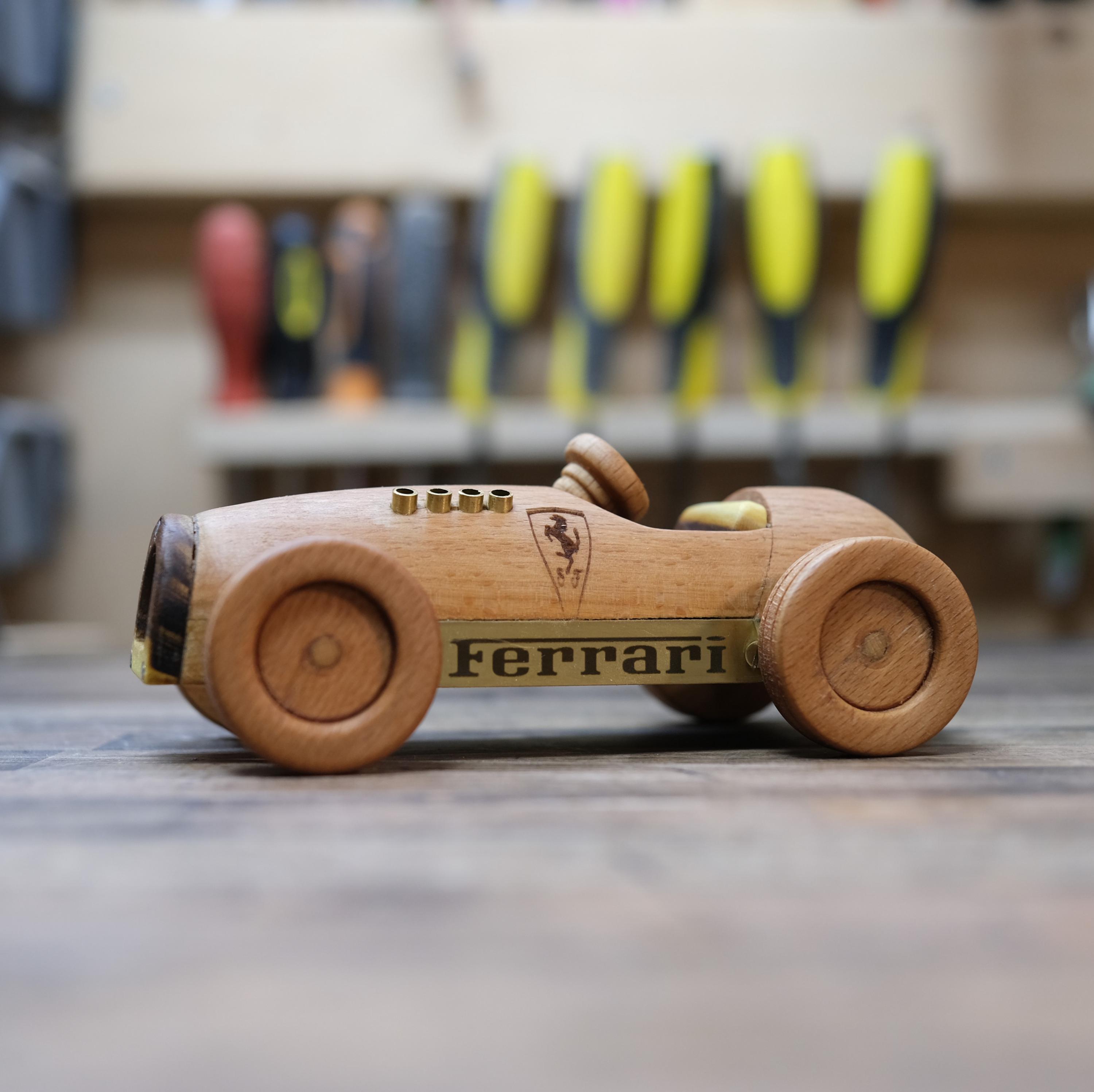 Handmade Wooden F1 Race Car – Vintage Ferrari 375 Toy