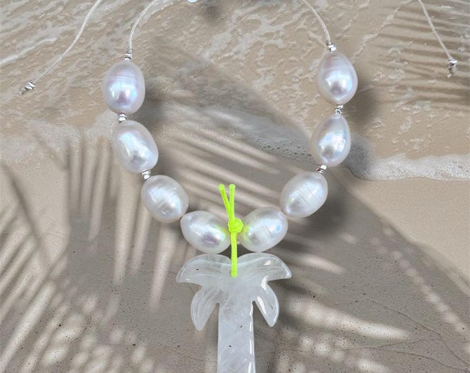 Featured listing image: N E W - Bracelet CRAZY PALM