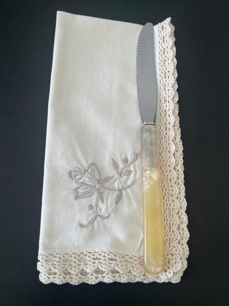 Vintage Grosvenor Knives Set of 6 Stainless Steel Mother of Pearl Style