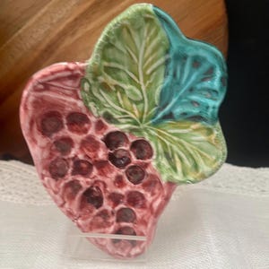Vintage Caltagirone Sicilian Ceramic Grape Wall Plaque, Signed Dely Italy Majolica Hanging Dish, Hand Painted Grape Cluster Ring, Spoon Dish