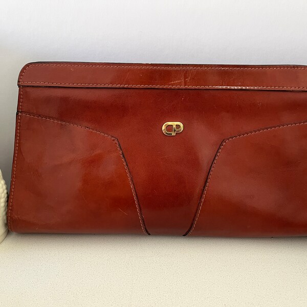 Vintage Italian Leather Handbag, Genuine Leather Clutch Made in Italy, Sophisticated Vintage Fashion Gift