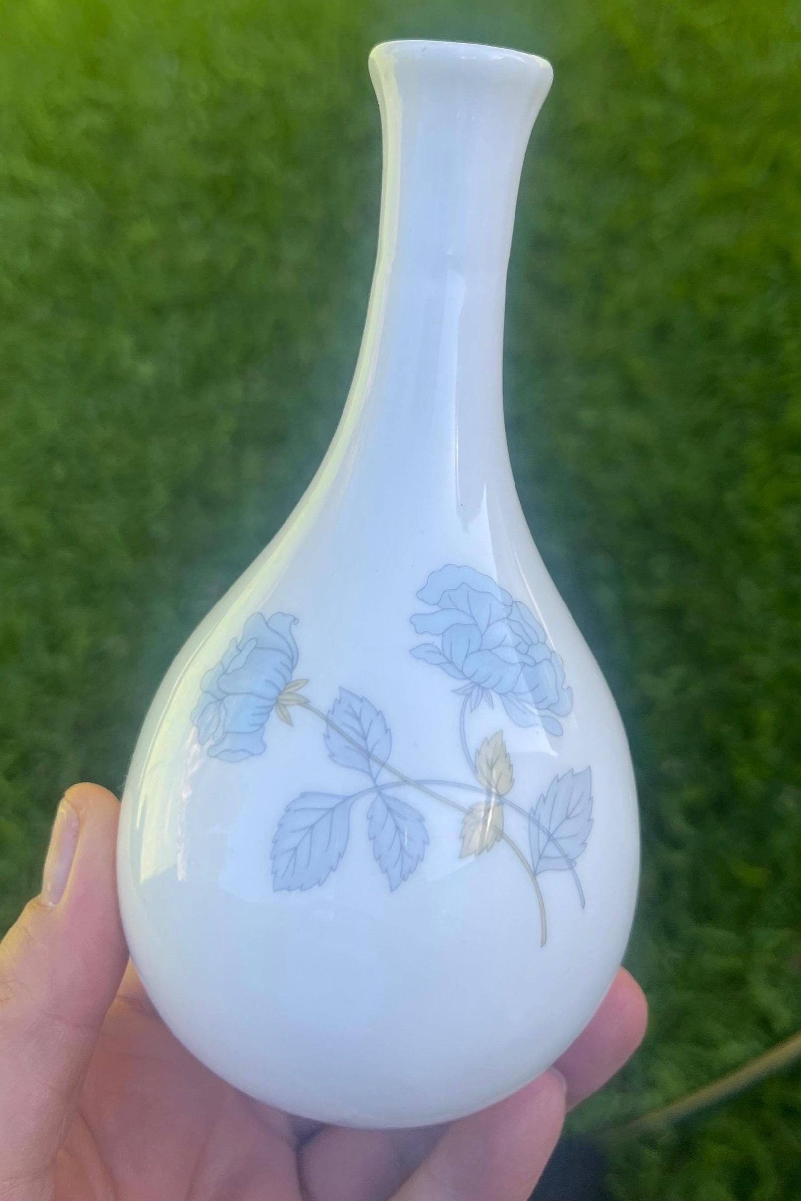 Wedgwood blue vase - Etsy 日本