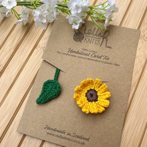 Sunflower and leaf , Crochet Umbilical Cord Tie, 100% Cotton, Unique and comfortable alternative to plastic clip, baby gift, announcement