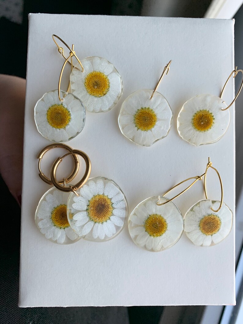 Handmade daisy earrings, Dried daisy dangle earrings, Pressed flower earrings, Spring earrings, Daisy hoop earrings, Earrings Gold Plating image 4