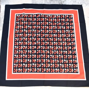 Vintage 30&quot;x 30&quot; Bosseli Italy Trevira Scarf Headscarf Square Red Black Floral Polyester Retro Scarves Clothing Accessory Italian MCM