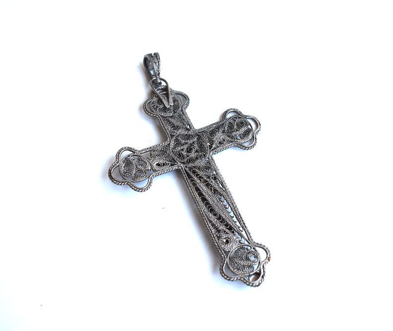 Filigree Pattern Christian Vintage 4.3