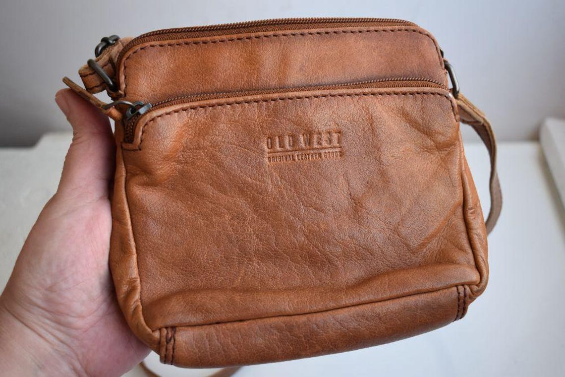 Vintage Old West Tan Brown Natural Leather Shoulder Bag Every day Clutch Purse Retro Handbag Messenger Fashion Minimalist Women, foto 2 di 5
