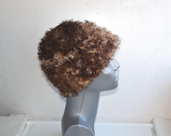 Vintage Papakha Hat Size 55 Mountain Goat Fur Winter Cossack Boyarka hat Unisex Head Accessory MCM European Fashion