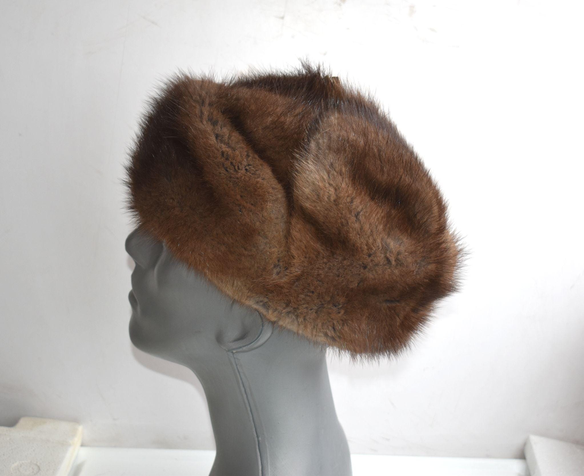 Vintage Muskrat Mid Century Ear Flap Unisex Fur Winter Hat Women main image 2