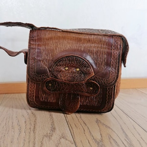Vintage Leather Woman Bag, 80&#39;s Embossed Genuine Leather Shoulder Bag, Brown Retro Leather Handbag, Made in USSR Shoulder Bag