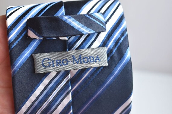 Vintage Giro Moda Tie Blue White Striped  Necktie… - image 3