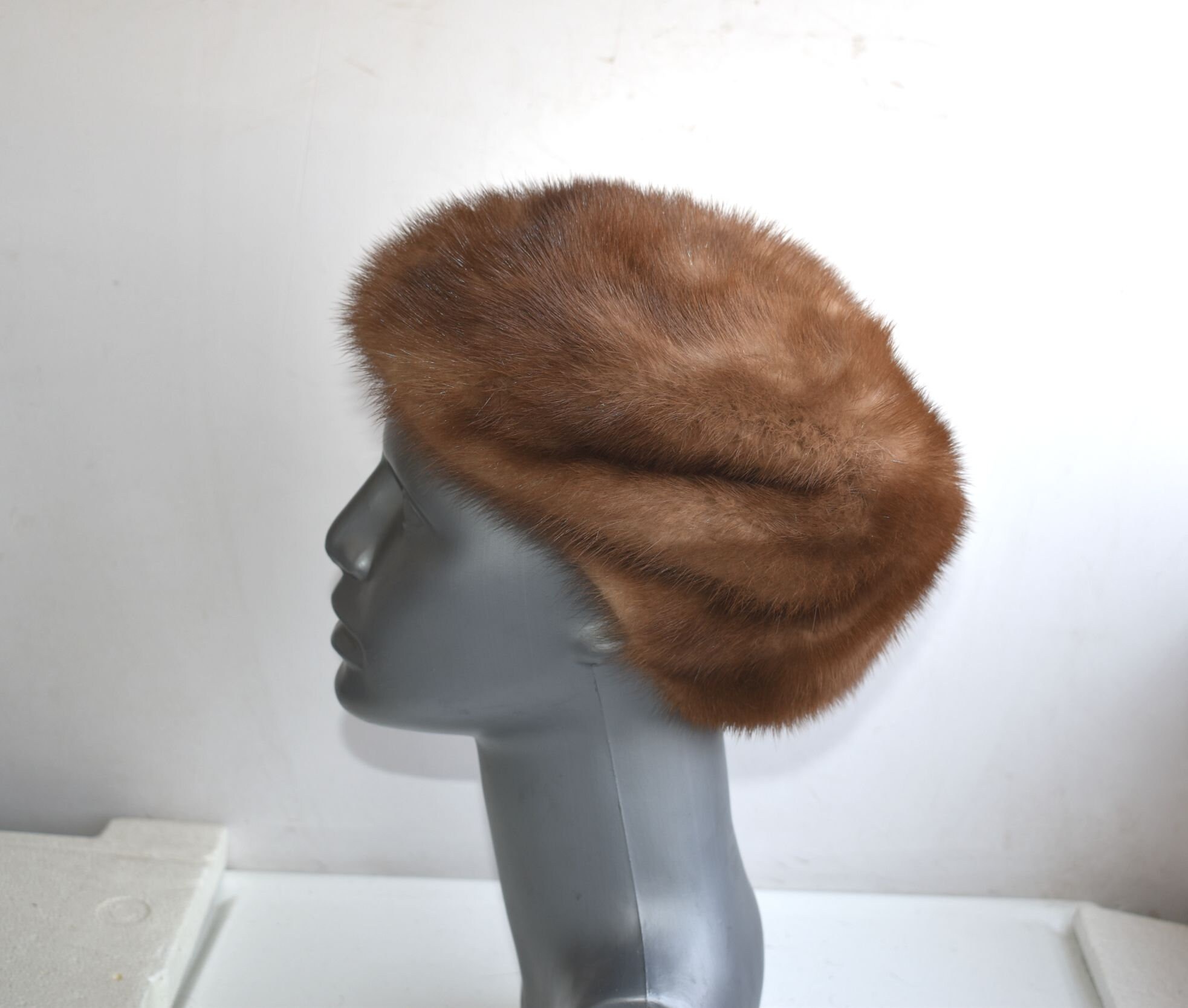 Vintage Klaus Howahrde Mink Fur Pillbox Hat Beret One Size 