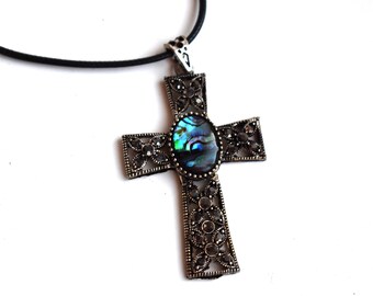Pendentif Croix En Nacre D'abalone Bleu – Neuf Avec étiquettes, Naturosphère